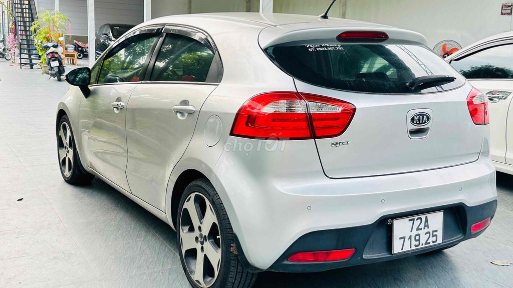 Kia Rio 2011 - ảnh 2
