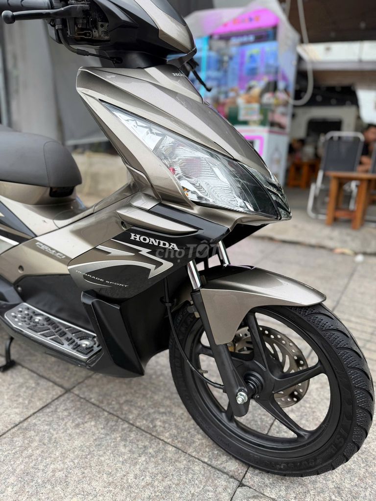 Honda AirBlade 2010 - ảnh 5