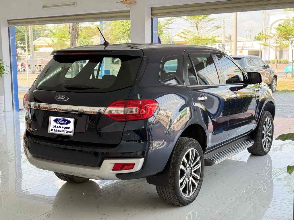 Ford Everest 2022 - ảnh 4