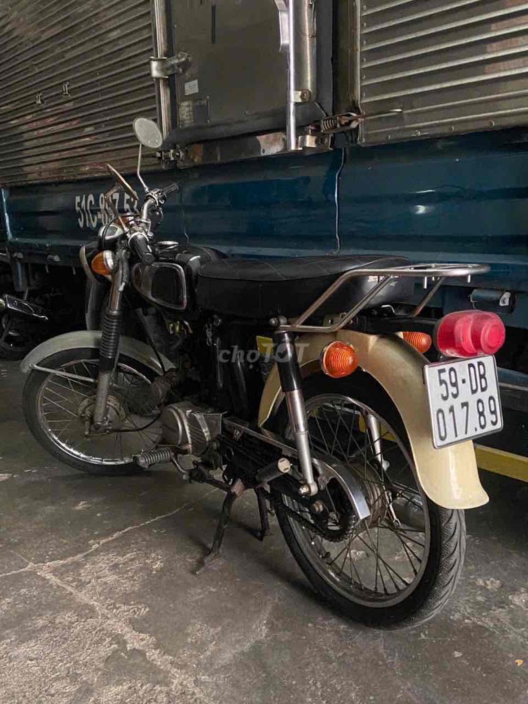 Honda 1981 - ảnh 1