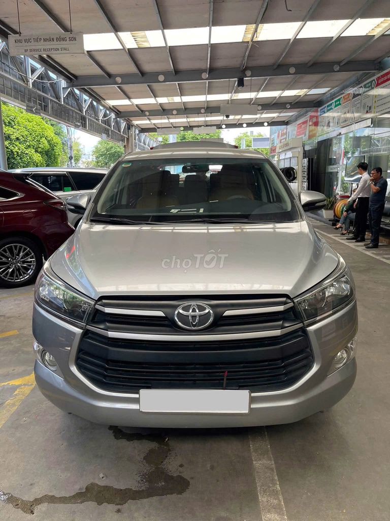 Toyota Innova 2.0E 2017 - ảnh 1