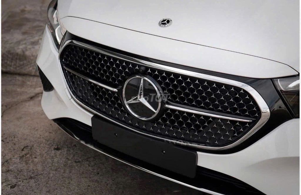 Mercedes-Benz - ảnh 3