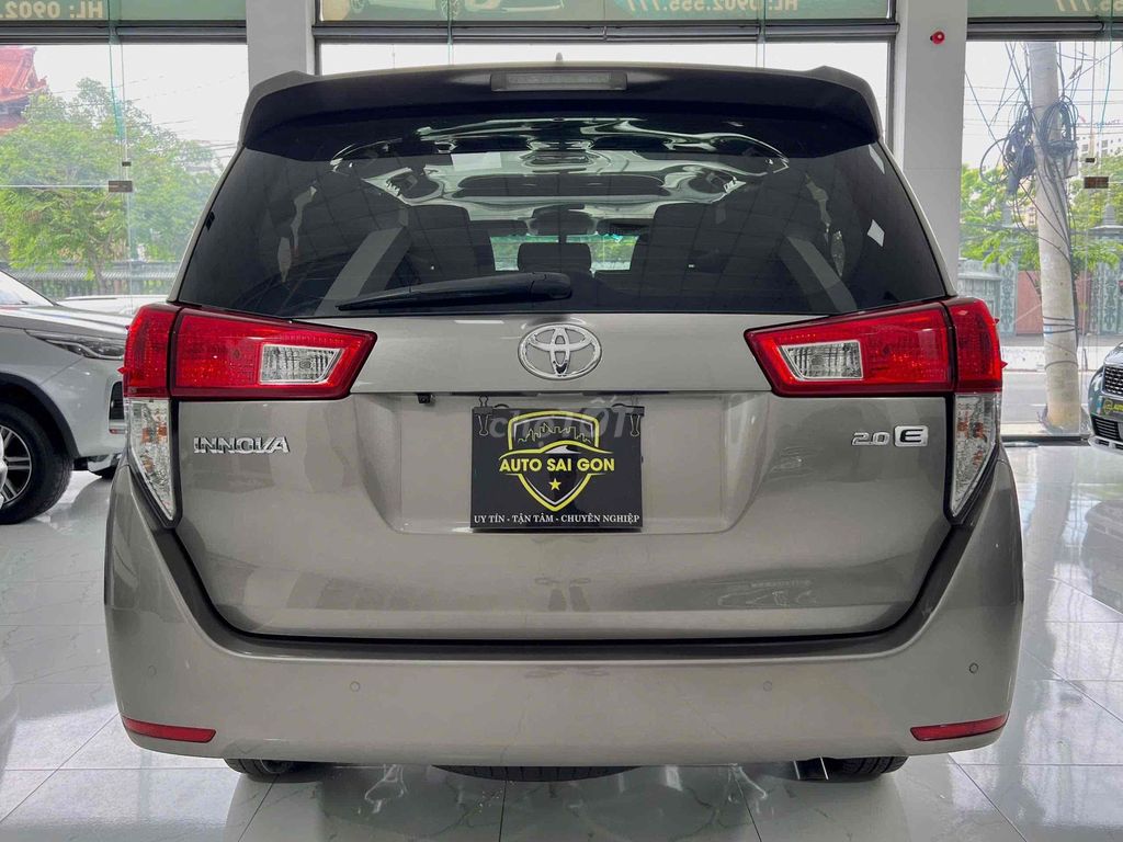 Toyota Innova 2.0E 2022 - ảnh 4