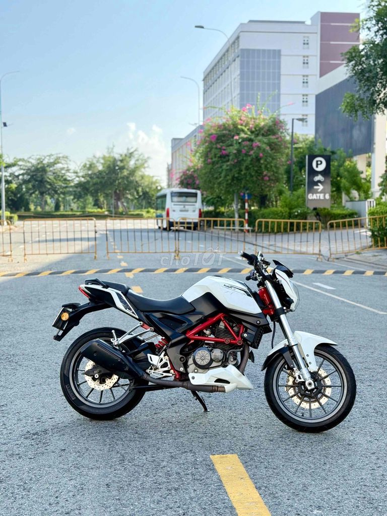Benelli TNT 2018 - ảnh 1