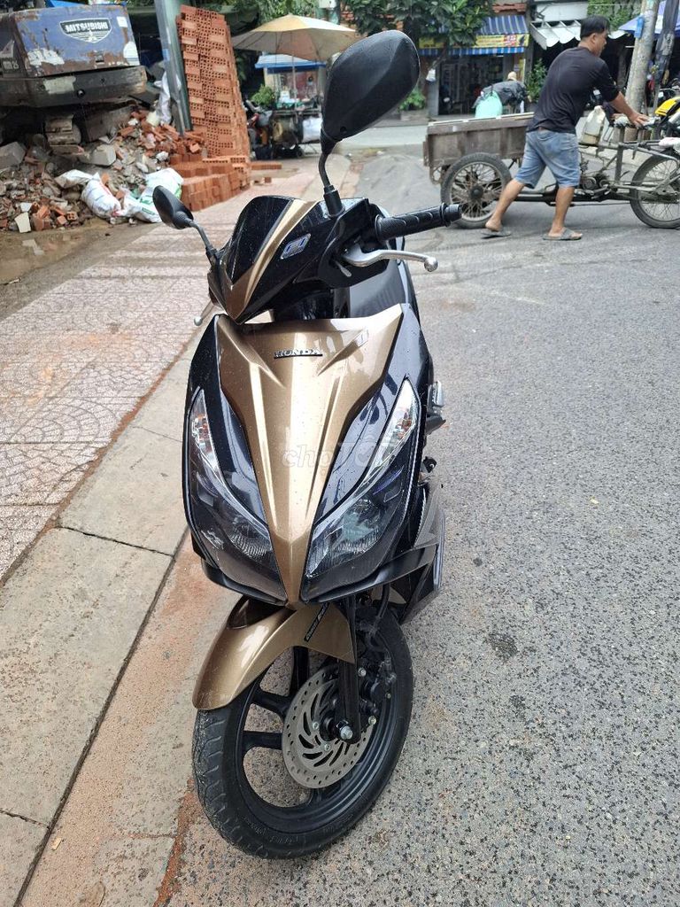 Honda Air Blade 2014 - ảnh 1