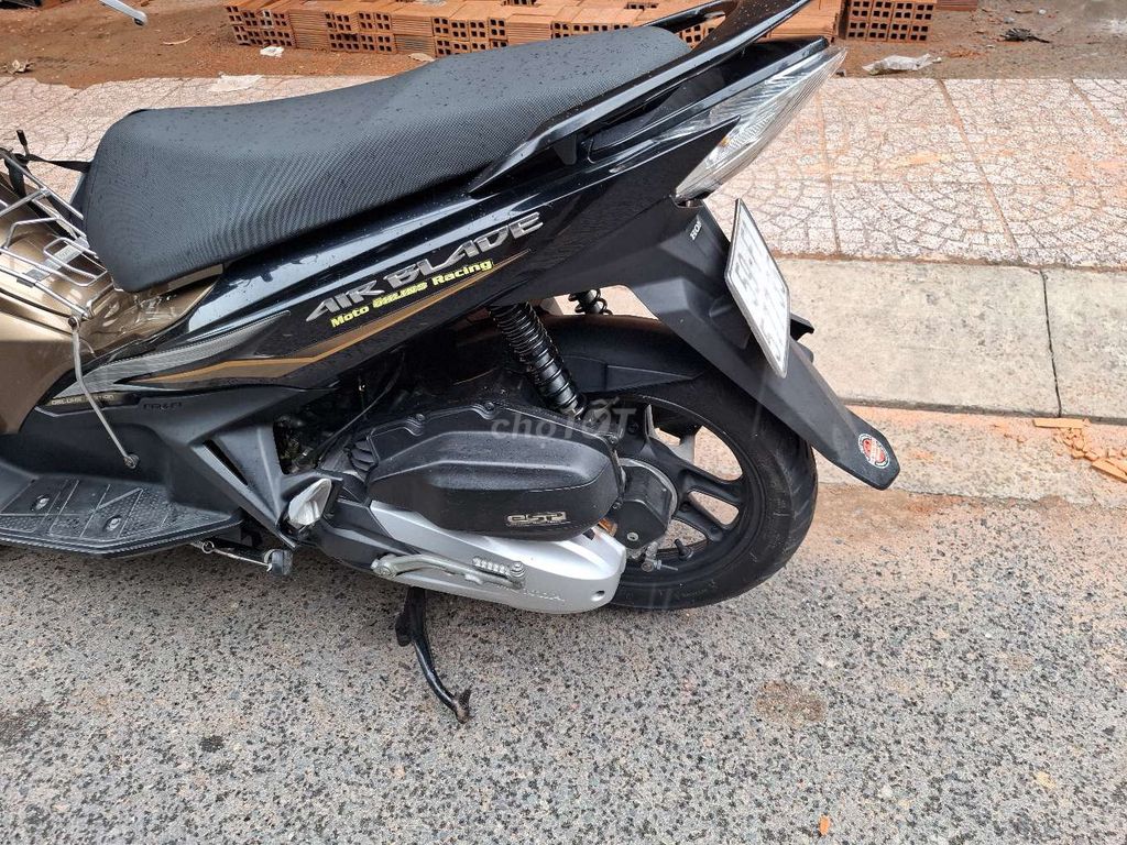 Honda Air Blade 2014 - ảnh 2