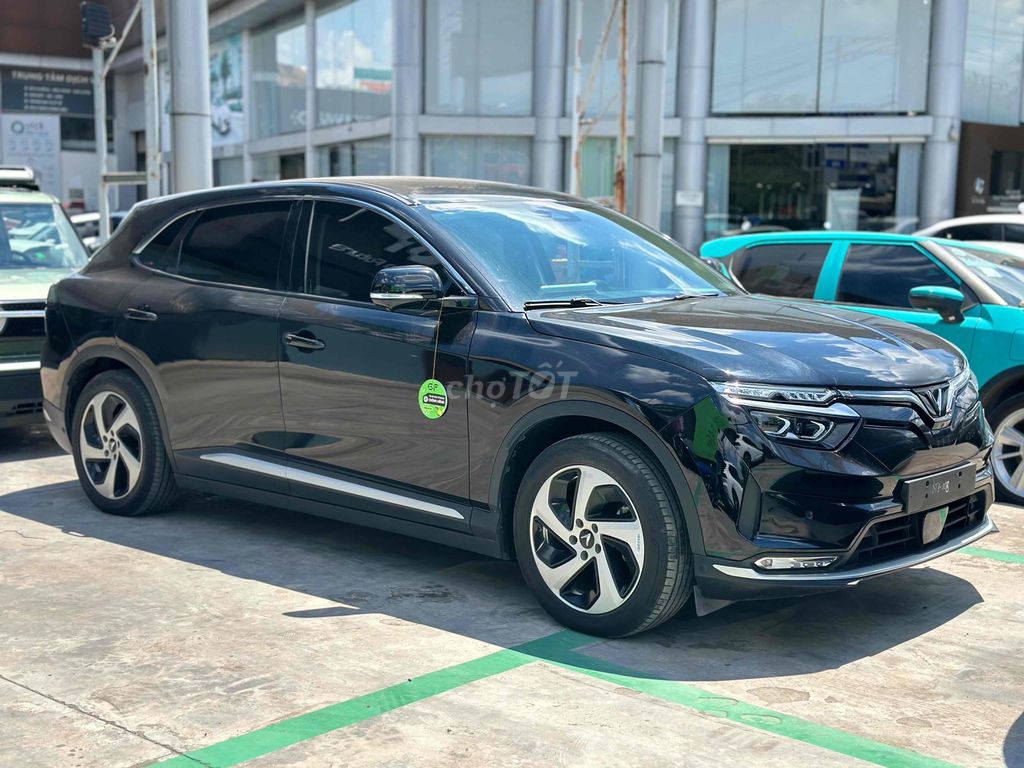 VinFast VF8 Eco - ảnh 2