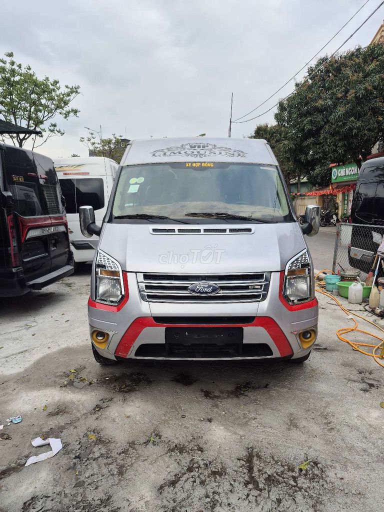 Ford Transit - ảnh 1
