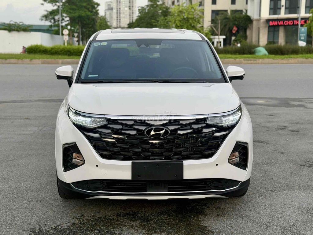 Hyundai Custin Cao Cấp 2.0T 2024 - ảnh 1