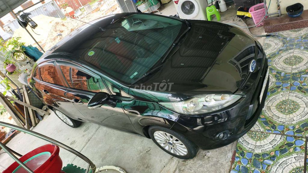 Ford Fiesta 2011 - ảnh 1