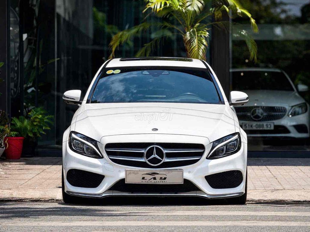 Mercedes-Benz 2018 - ảnh 1