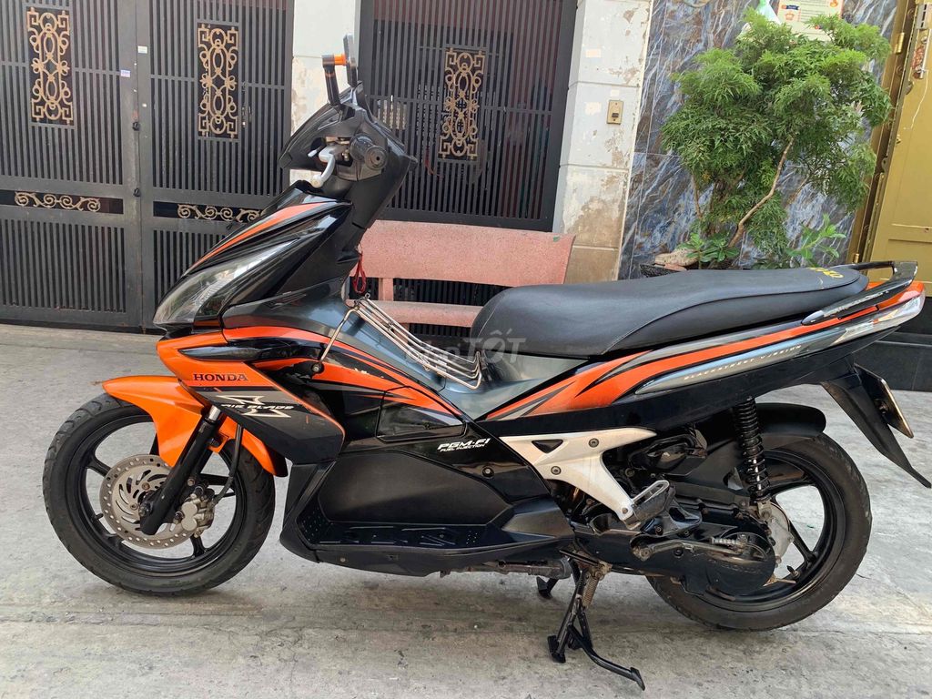 Honda Air Blade - ảnh 2