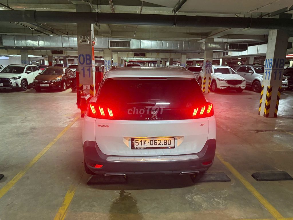 Peugeot 5008 2021 - ảnh 2