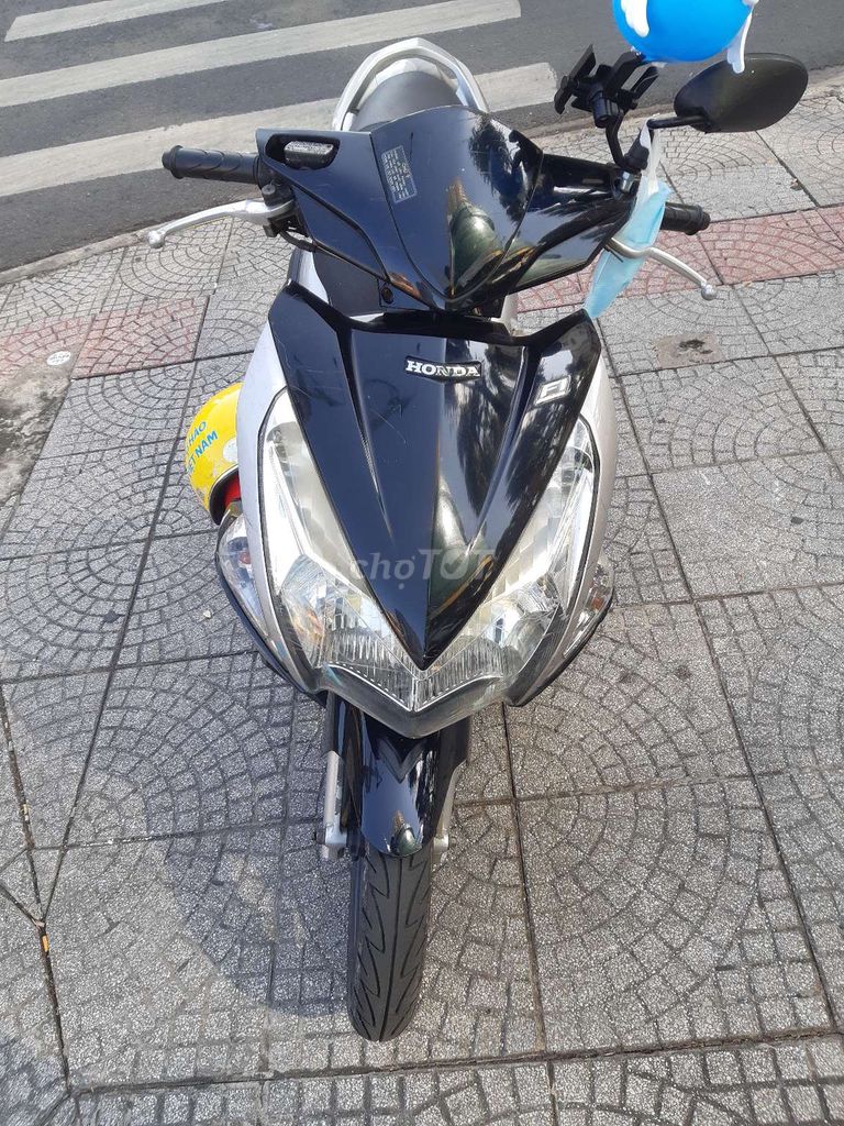 Honda Air Blade 2011 - ảnh 1