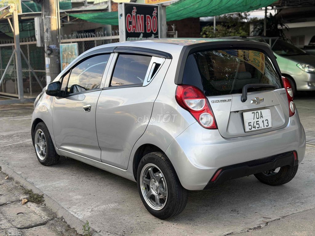 Chevrolet Spark 2017 - ảnh 5