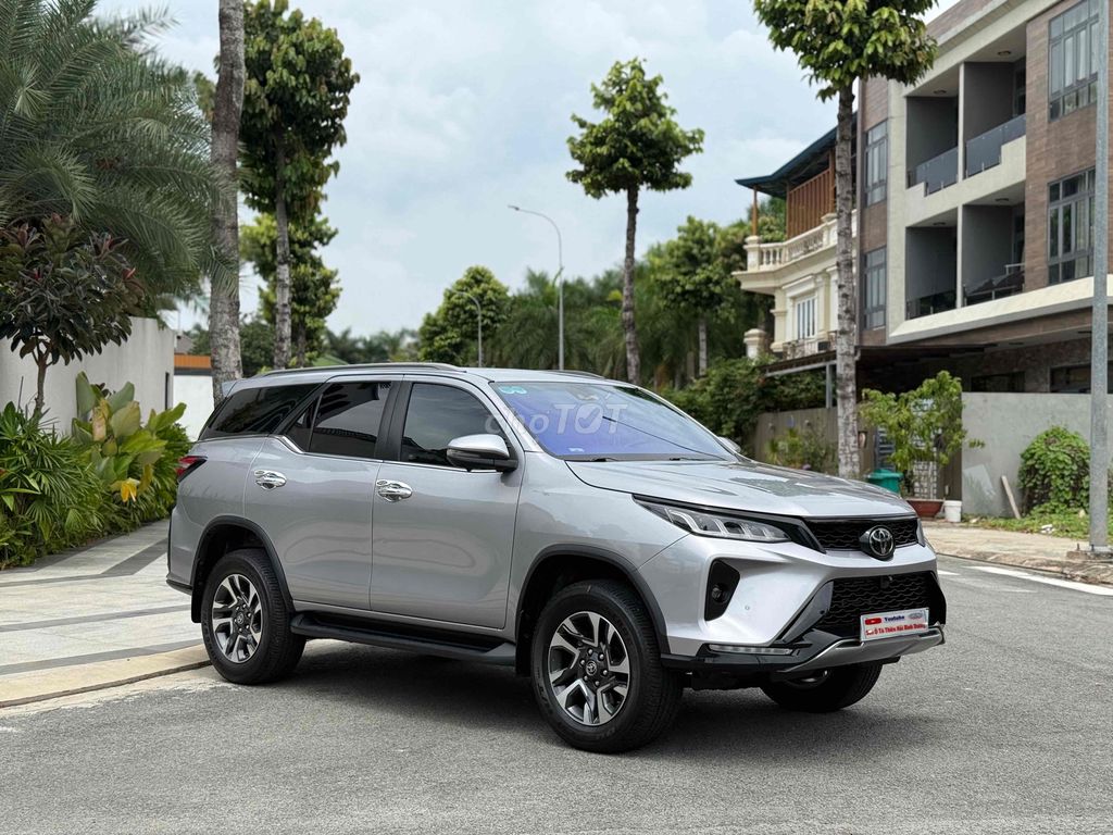 Toyota Fortuner 2022 - ảnh 2