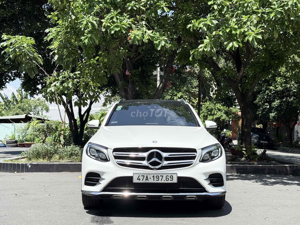 Mercedes-Benz 2017 - ảnh 1