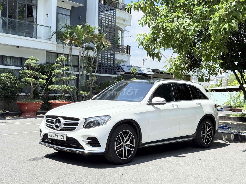Mercedes-Benz 2017 - ảnh 2