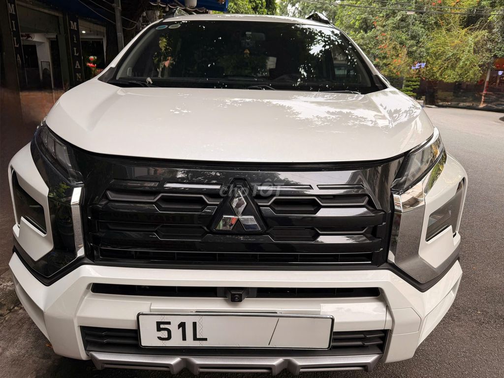 Mitsubishi Xpander Cross 2025 - ảnh 1