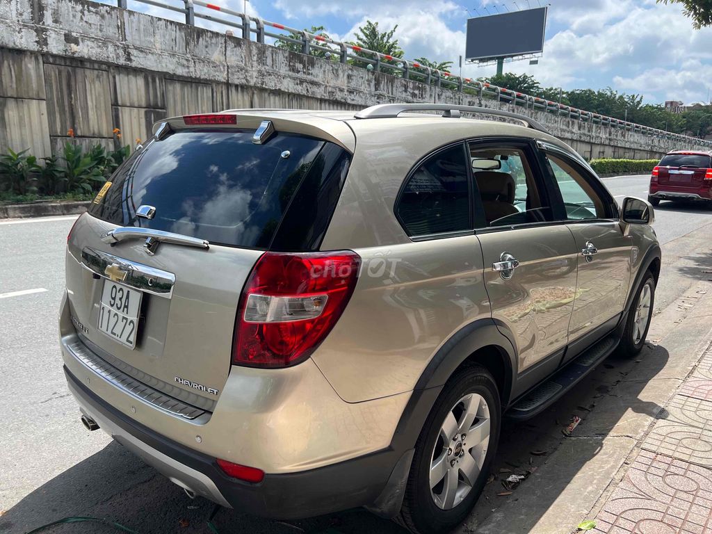 Chevrolet Captiva 2009 - ảnh 4