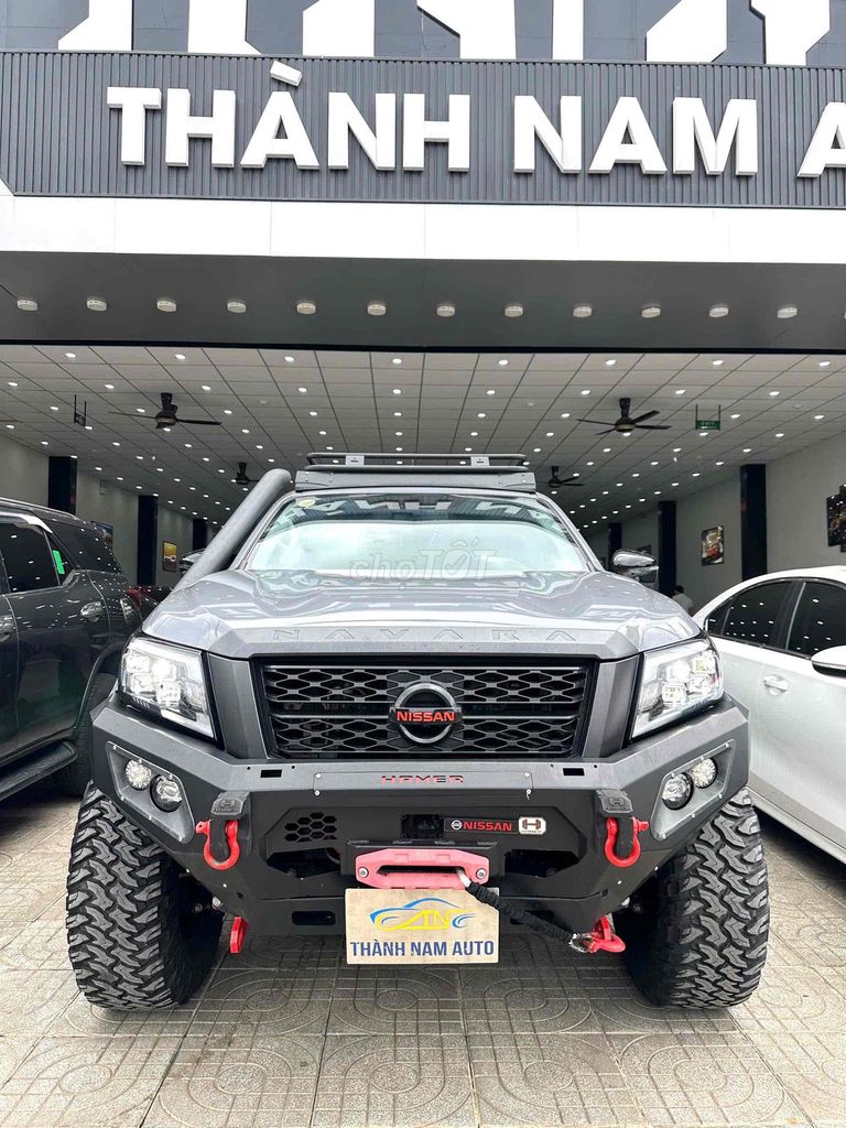 Nissan Navara 2022 - ảnh 1