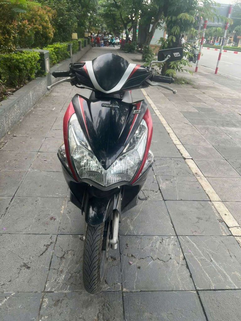 Honda Air Blade 2011 - ảnh 4