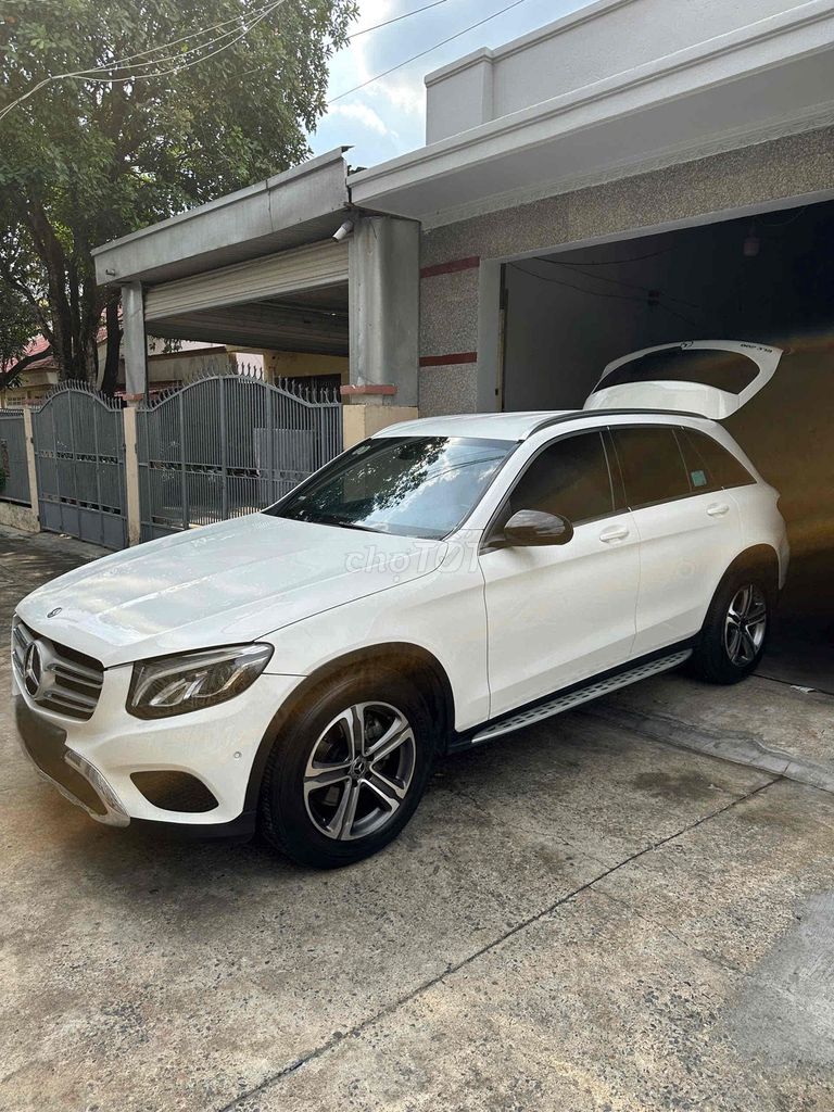 Mercedes-Benz GLC 2019 - ảnh 2