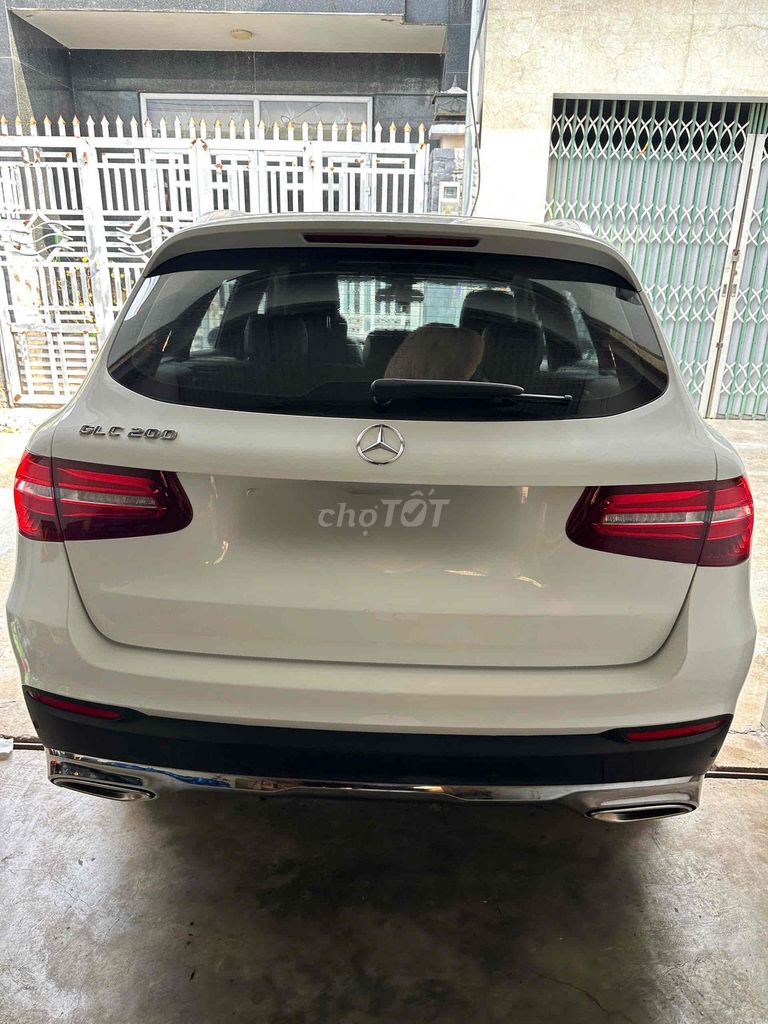 Mercedes-Benz GLC 2019 - ảnh 4