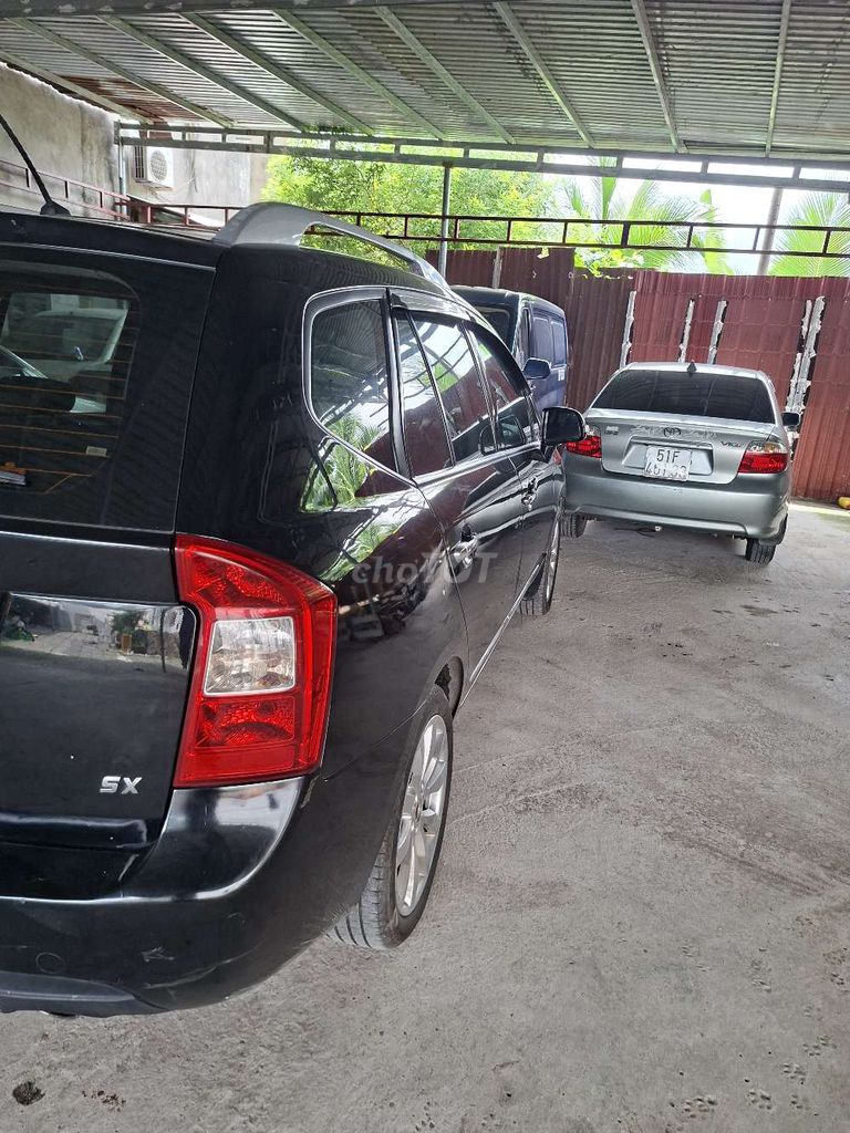 Kia Carens 2012 - ảnh 1