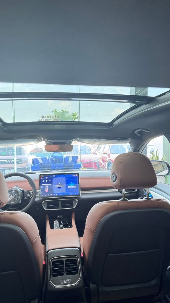 VinFast VF8 Plus - ảnh 5