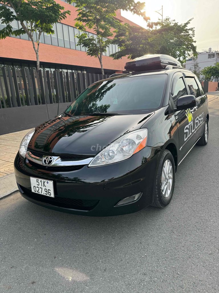 Toyota Sienna 2007 - ảnh 2