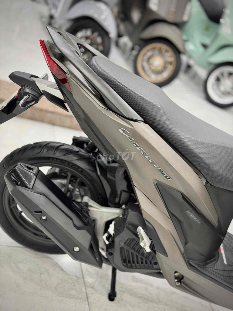 Vario 2022 - ảnh 2