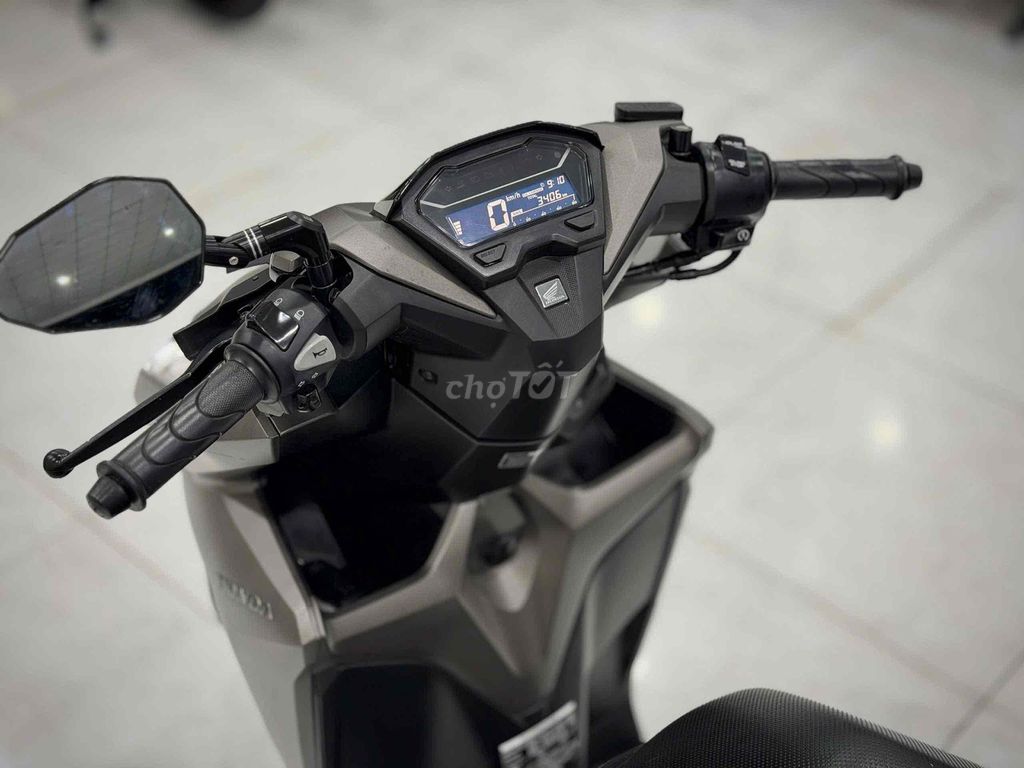 Vario 2022 - ảnh 3