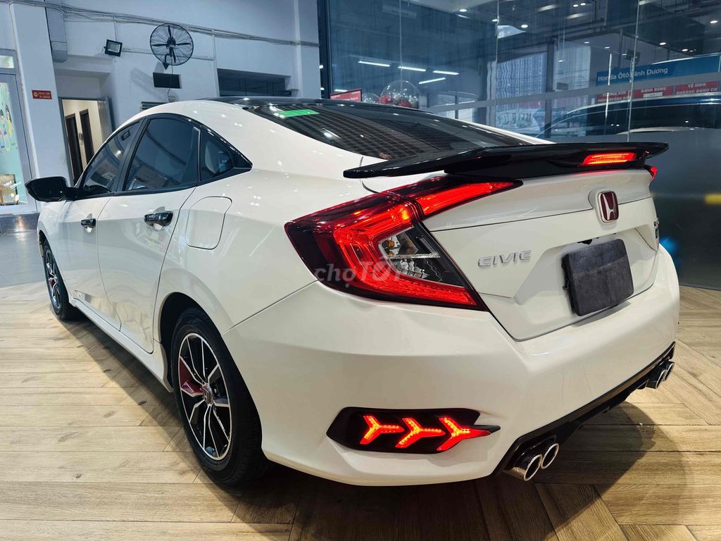Honda Civic 2021 - ảnh 4