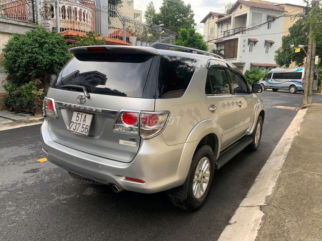 Toyota Fortuner 2014 - ảnh 4