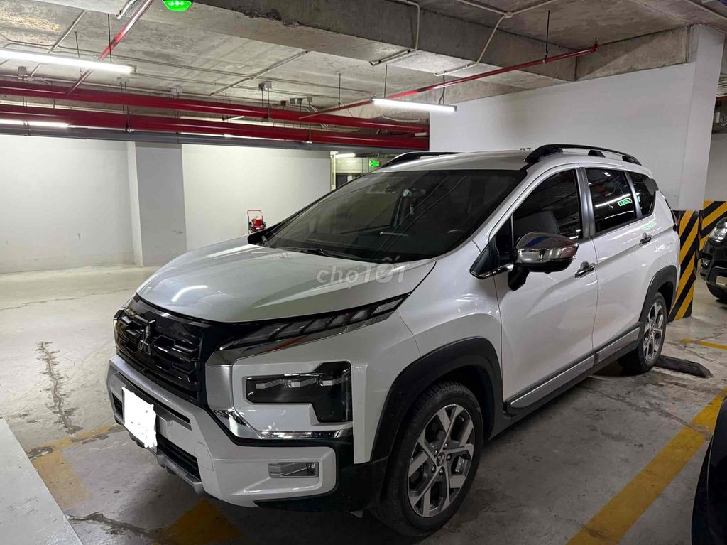 Mitsubishi Xpander Cross 2023 - ảnh 2