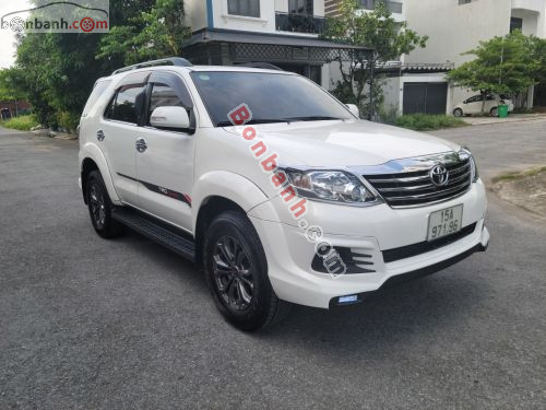 Toyota Fortuner TRD Sportivo 4x2 AT 2016 - ảnh 2