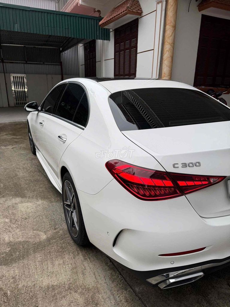 Mercedes-Benz 2023 - ảnh 4