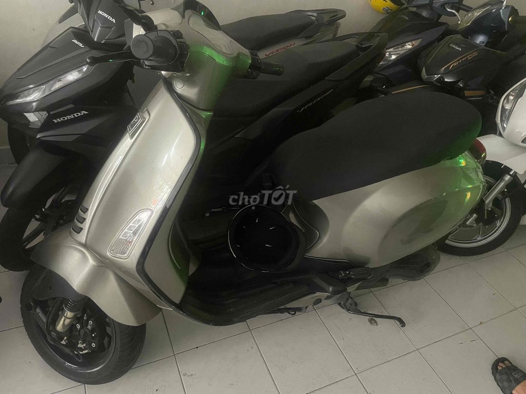 Piaggio Vespa 2016 - ảnh 1