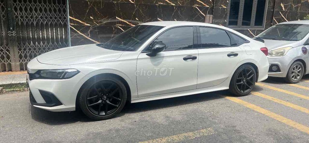 Honda Civic 2022 - ảnh 1