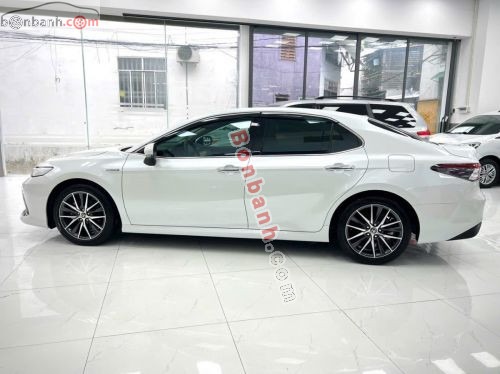 Toyota Camry 2022 - ảnh 2