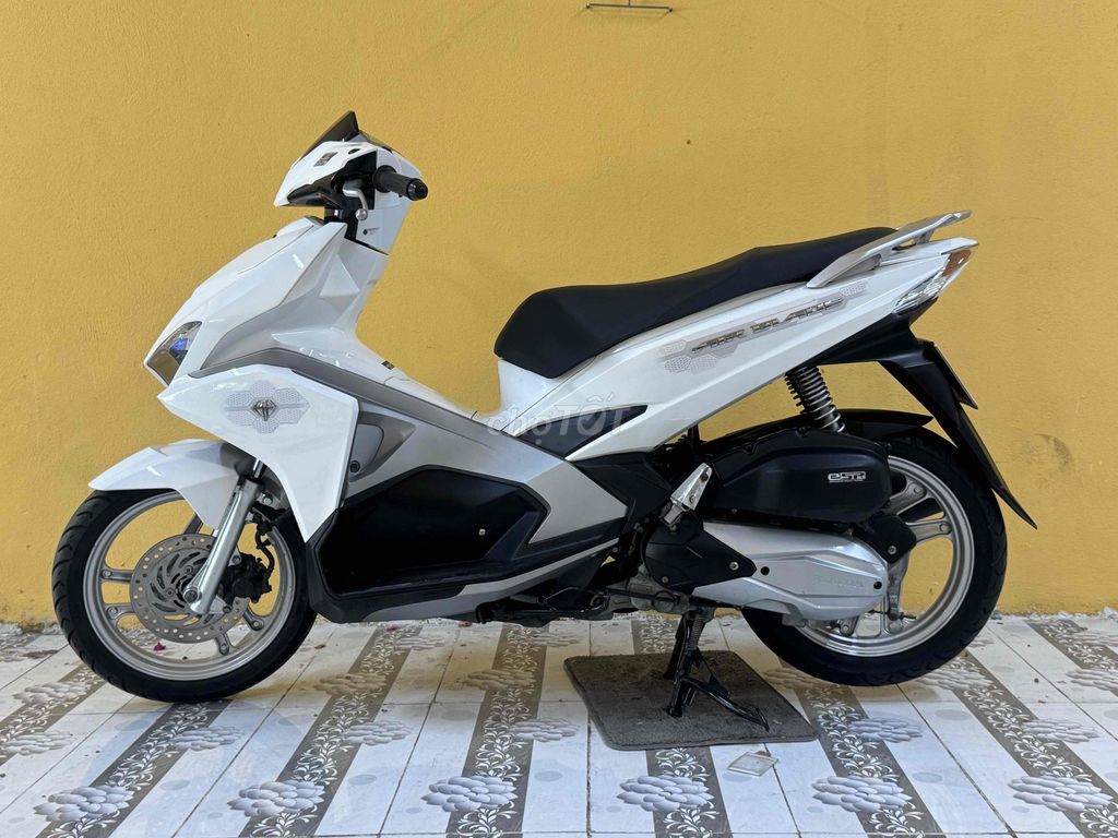 Honda Air Blade 2017 - ảnh 1