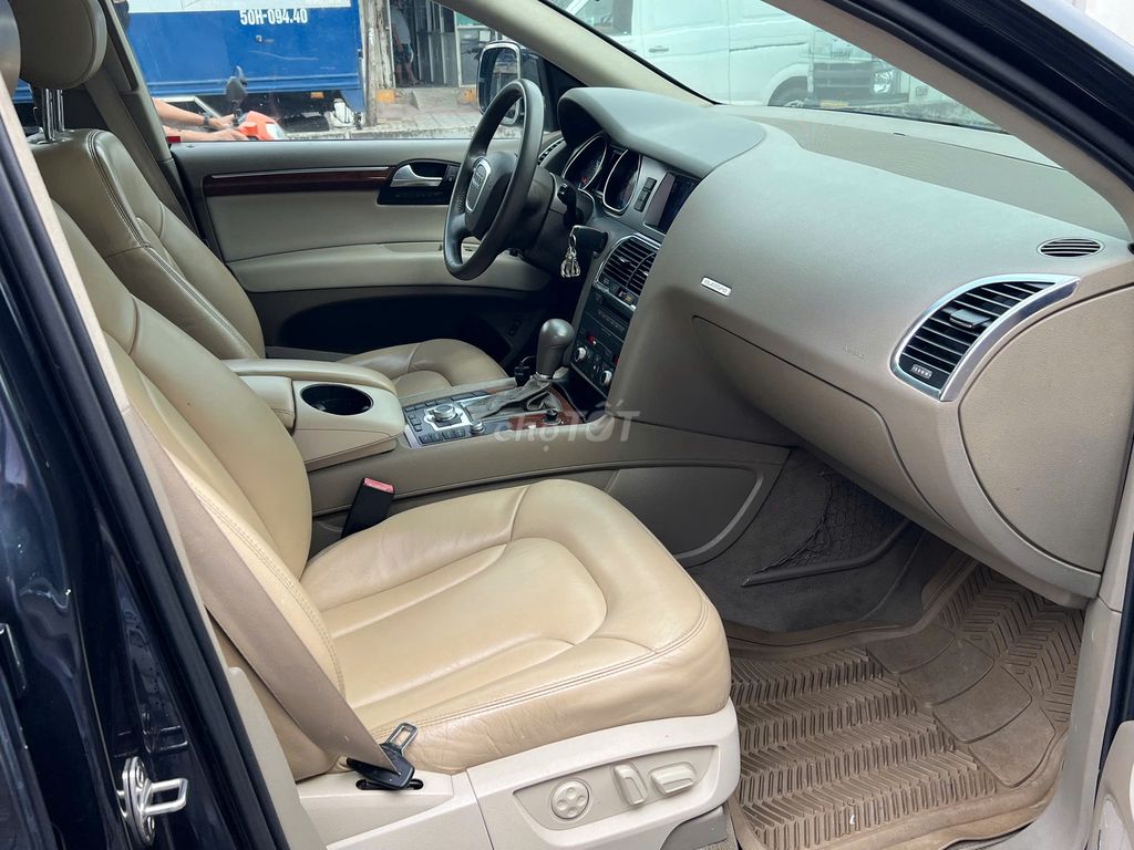 Audi Q7 2008 - ảnh 4