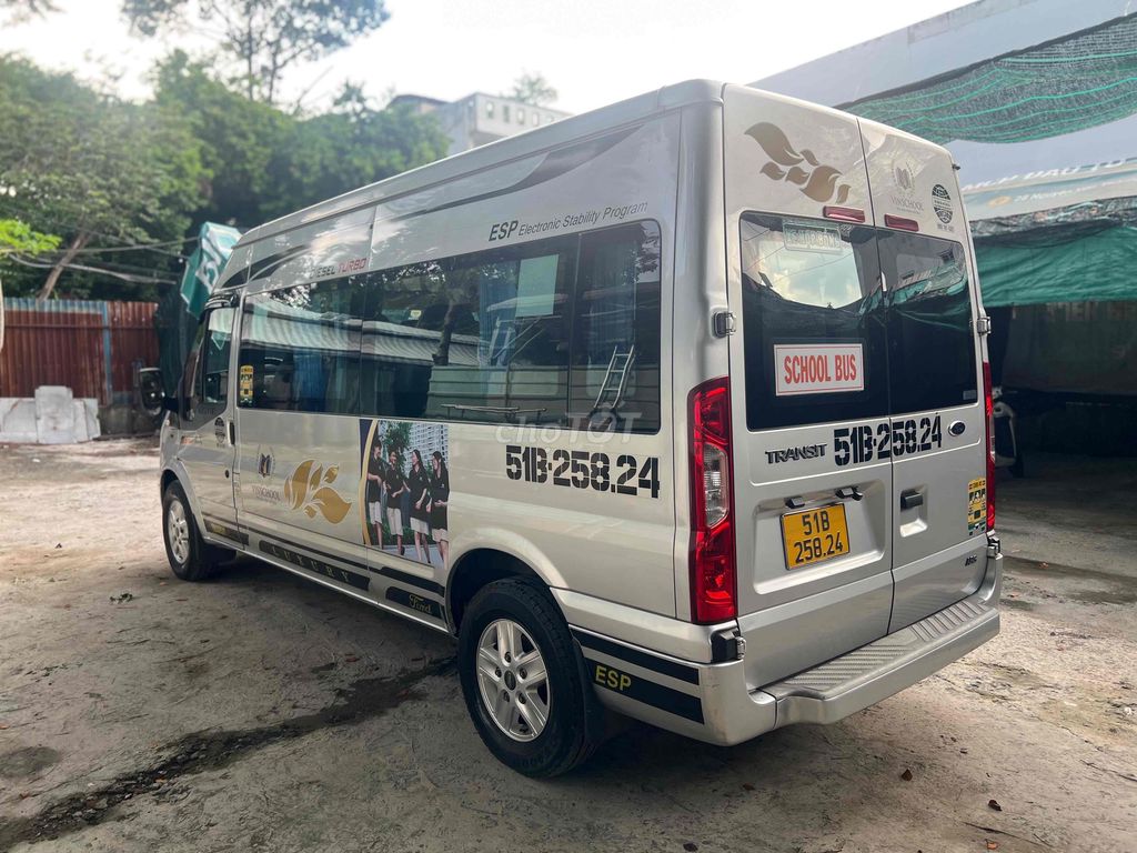 Ford Transit - ảnh 4