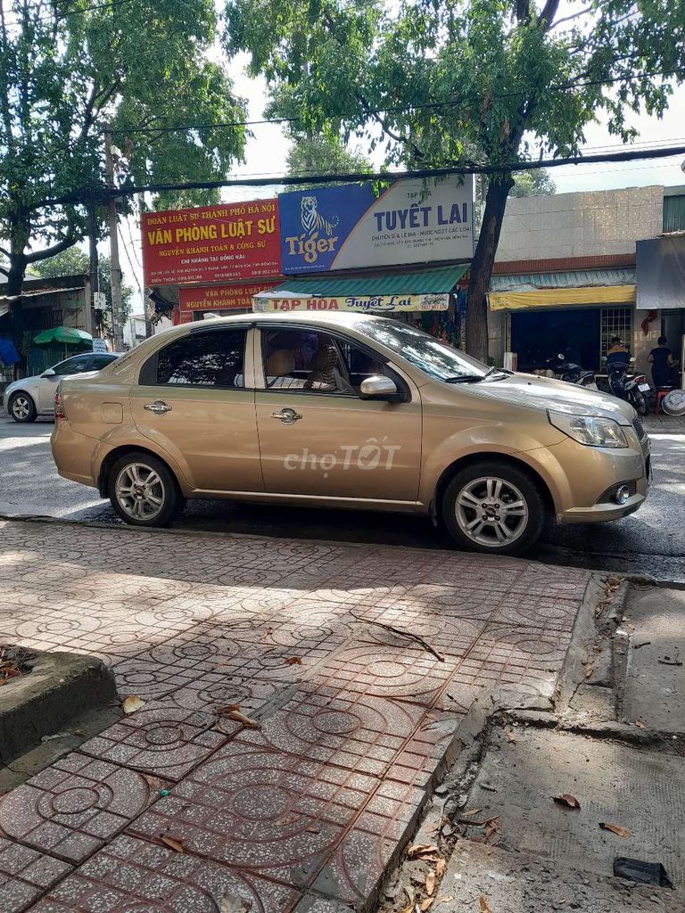 Chevrolet Aveo - ảnh 1