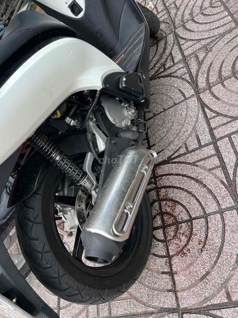 Honda SH 2012 - ảnh 2