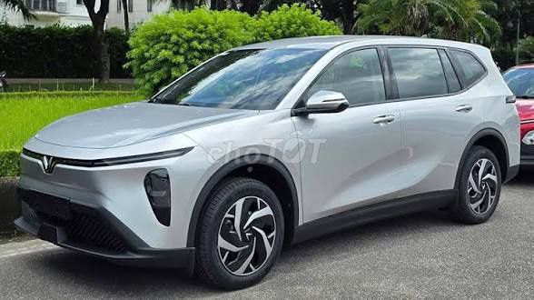 VinFast Limo Green - ảnh 3