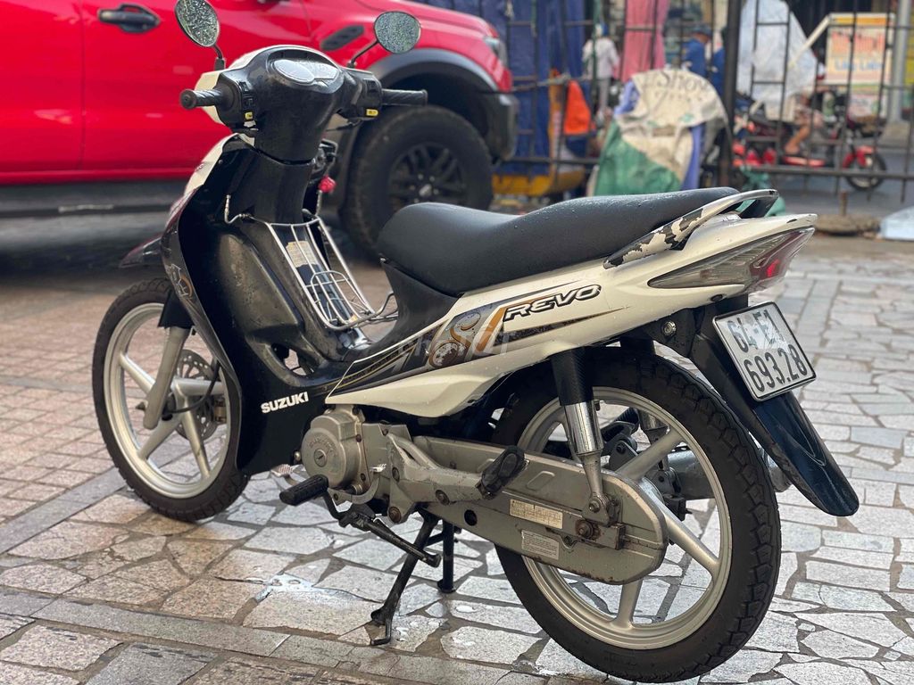 Suzuki Revo 2009 - ảnh 4