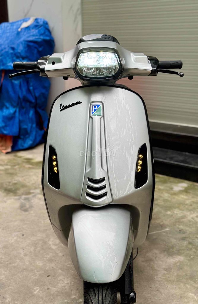 Piaggio Vespa 2015 - ảnh 1