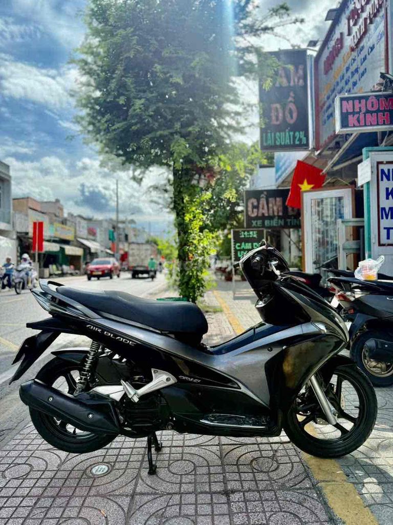 Honda 2011 - ảnh 3